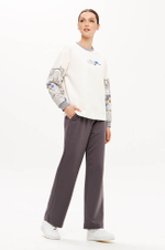 23350 Свитшот женский (молочный)