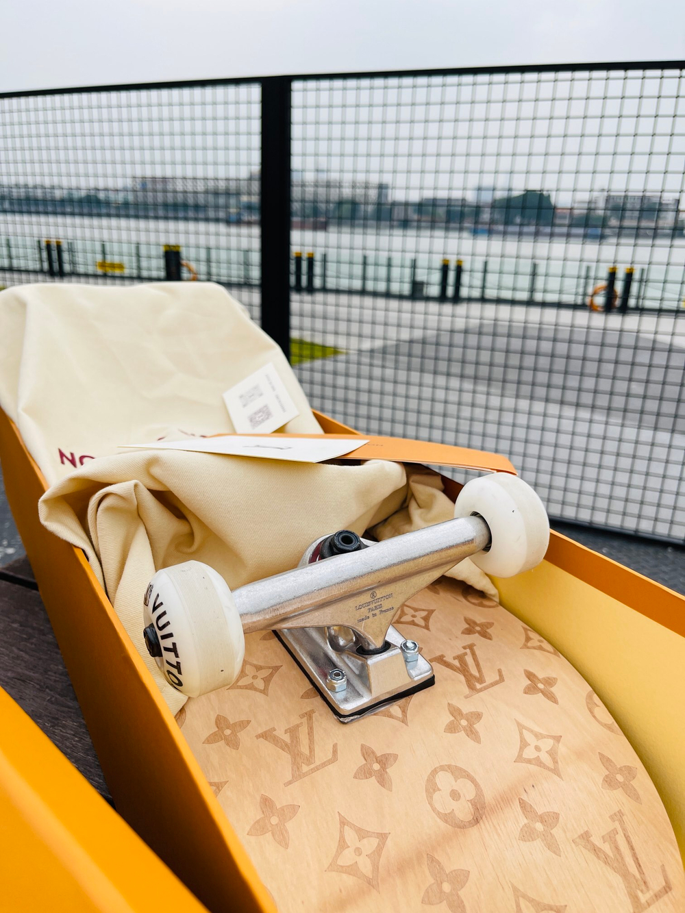 Louis Vuitton Skateboard