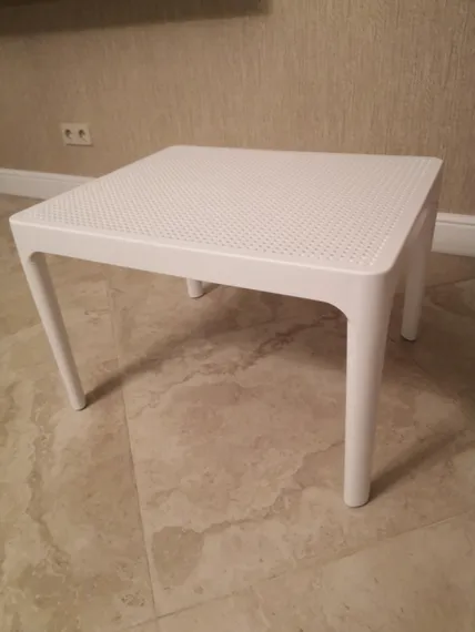 Sky Side Table