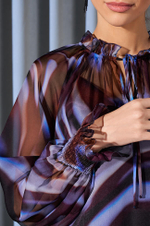 22913 Блузка женская (коричнево-сиреневый принт)