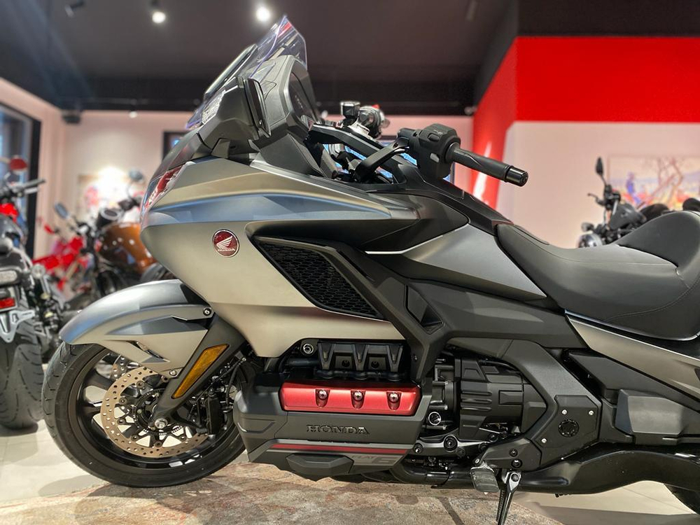 Honda GL 1800 Gold Wing Bagger DCT