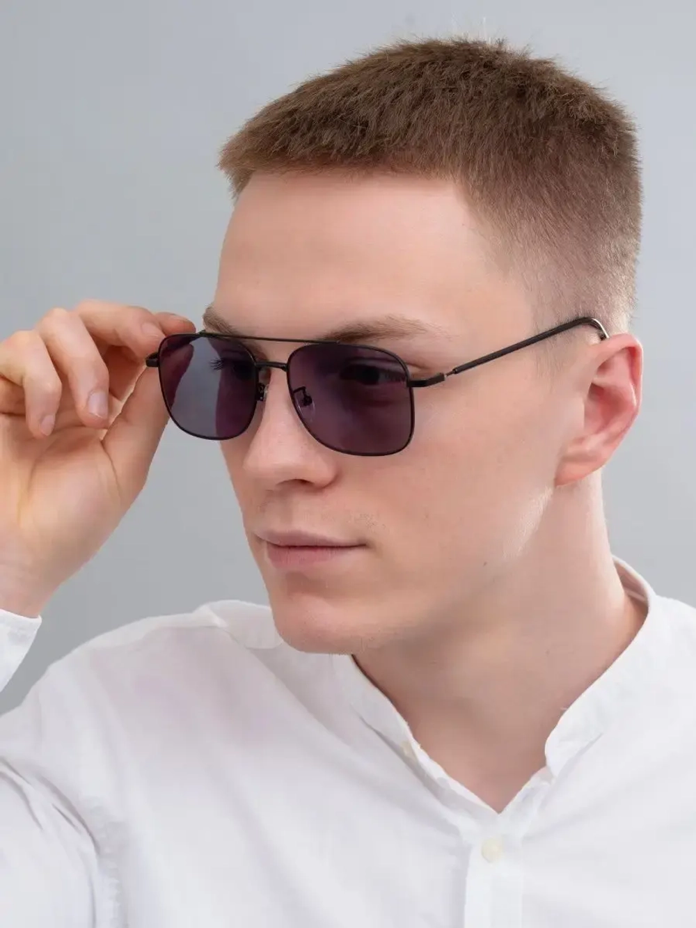 Очки корригирующие /фотохромные/-2,00/РЦ 62-64