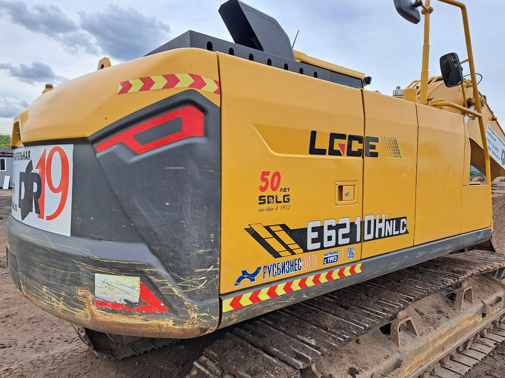 LGCE E6210 Экскаватор E6210HNLC (Дизельный, 6,1 л, 167 л.с., АТ)