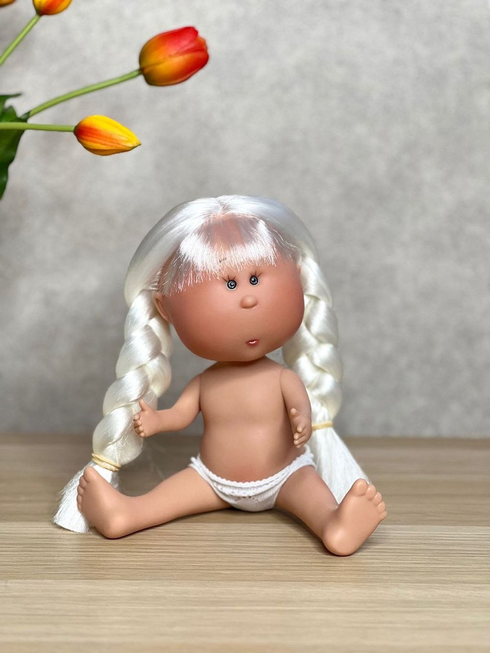 Кукла Nines виниловая 30см MIA без одежды (3000W45A2)