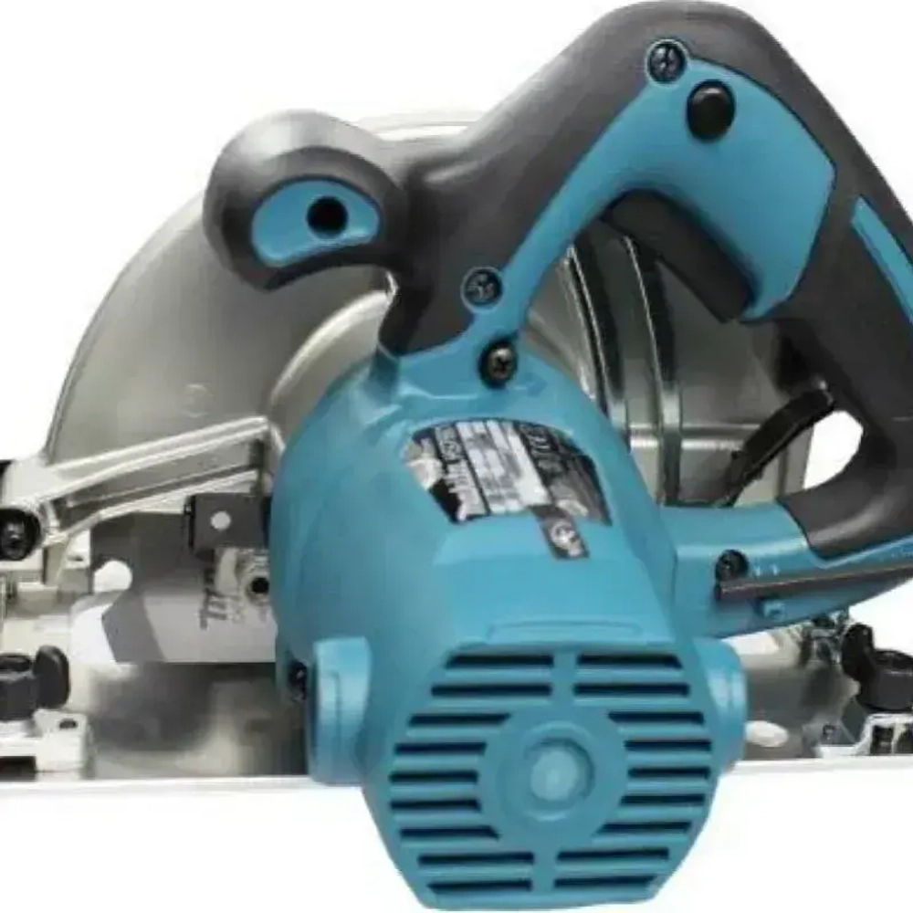 Дисковая пила Makita HS7600