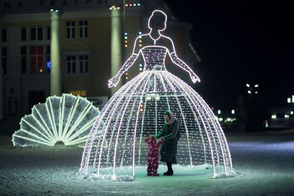 Световые фигуры «Бал»