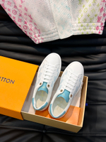 Louis Vuitton Time Out
