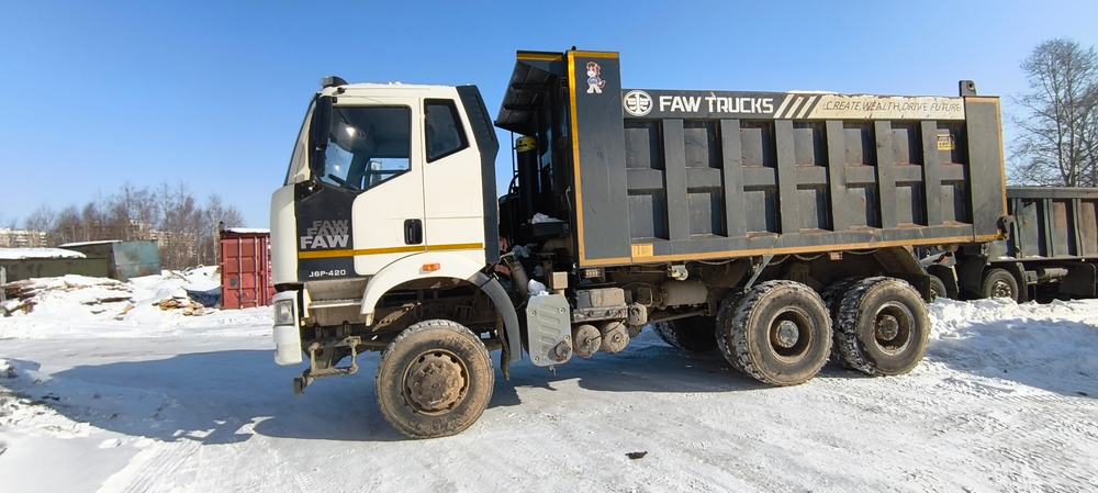 FAW J6 6x6 Самосвал CA3250P66K24L1TE5 (Дизельный, 11,1 л, 420 л.с., МТ)