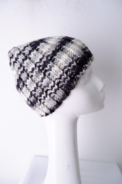 Шапка объемная