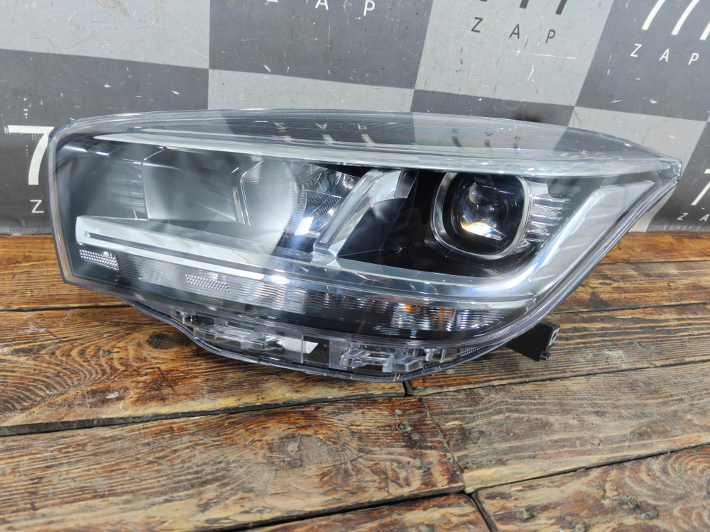 Фара левая LED Chery Tiggo 4 Pro 20-нв Б/У Оригинал 605000634AA