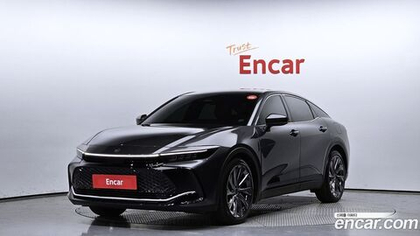 Toyota Crown Crossover 2.5 4WD Hybrid (08.2023)