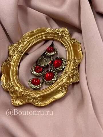Пуговицы состаренное золото с красным камнем