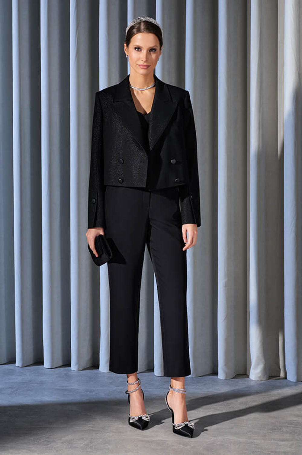 1842 Жакет женский (черный)