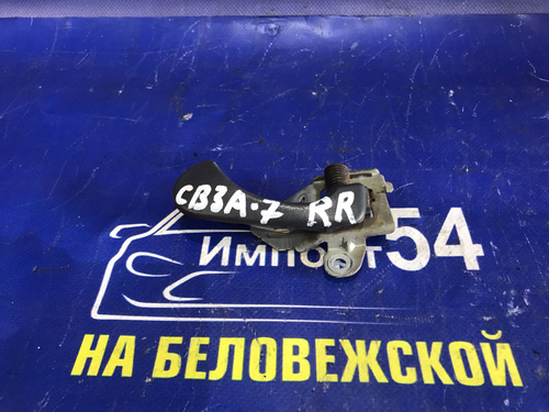 Ручка двери задней правой салонная MITSUBISHI MIRAGE 1992