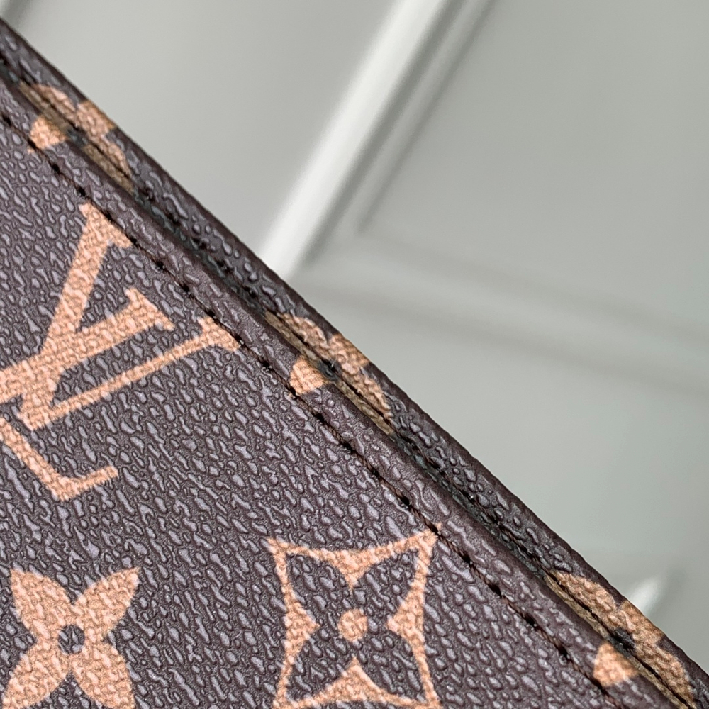 Louis Vuitton Trio Toilet Pouch