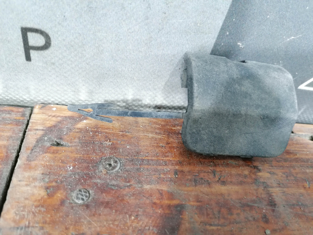 Заглушка буксировочного крюка Ford Mondeo 5 14-22 Б/У Оригинал 5342840