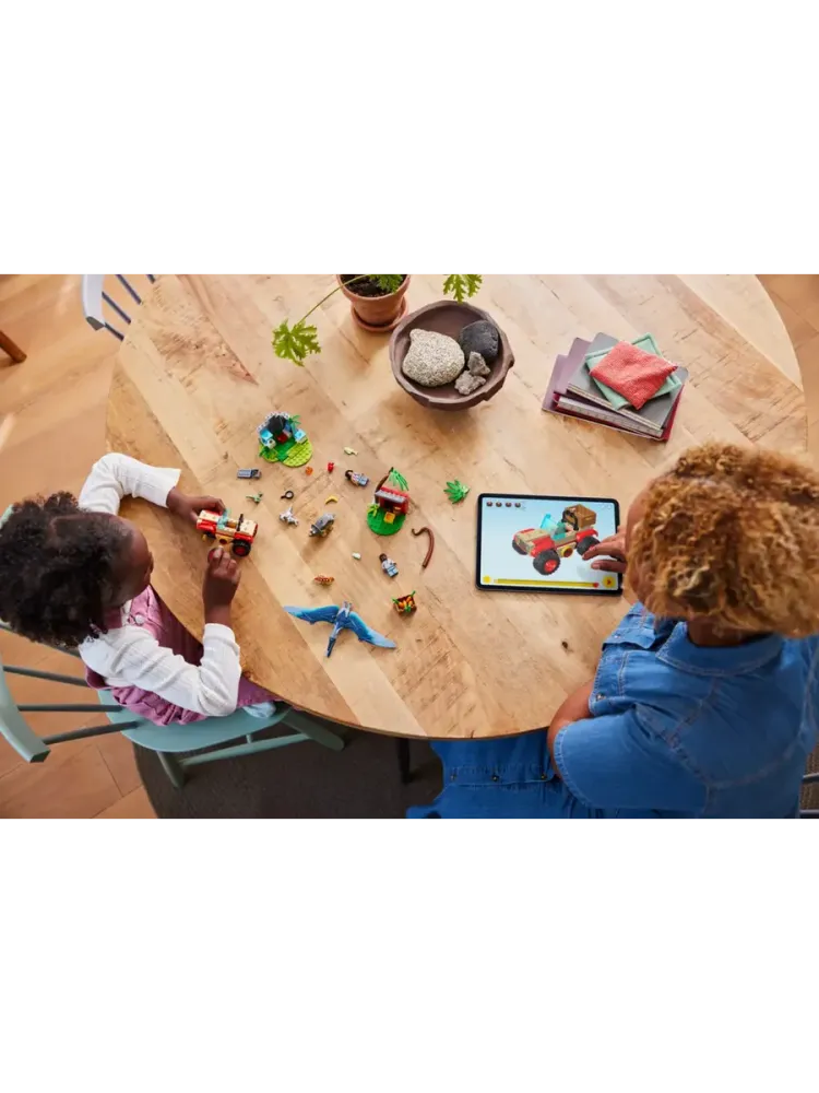 Конструктор Jurassic World 76963 Центр спасения динозавров