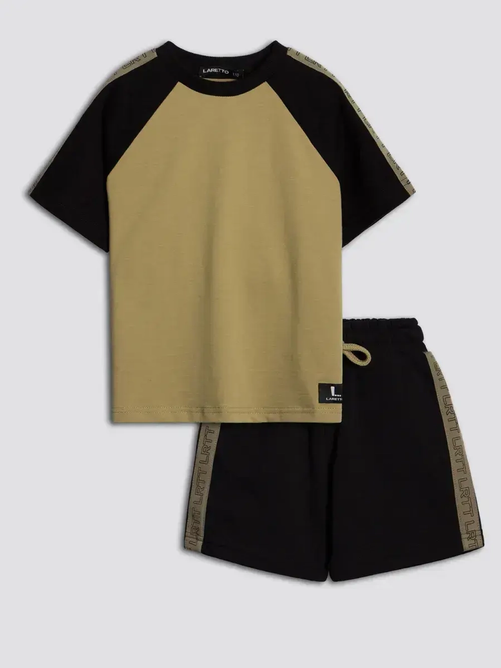 Спортивный костюм для мальчика на физкультуру