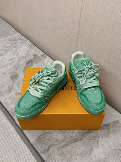 Louis Vuitton Trainer (4 colors)