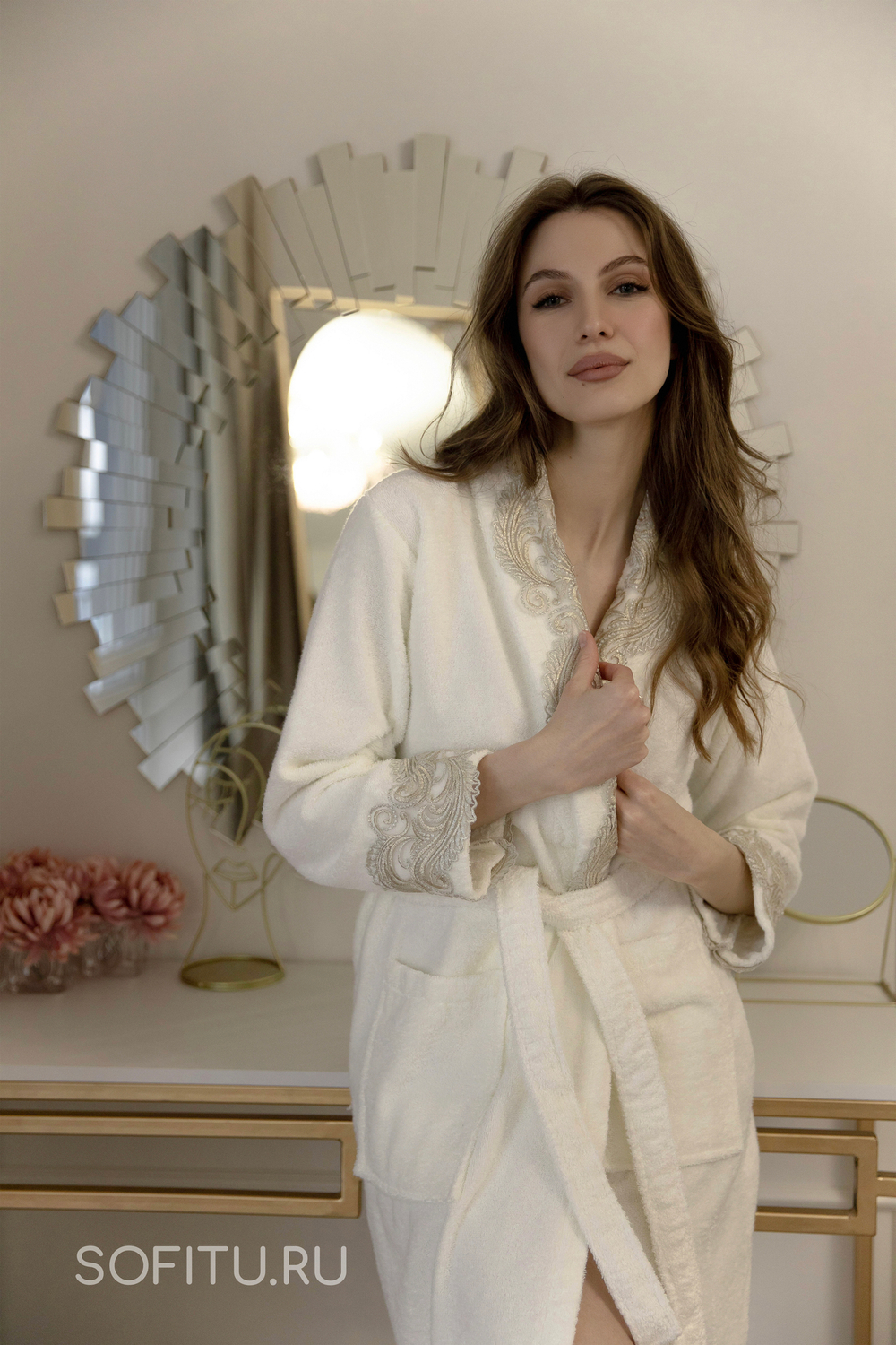 Халат VANESSA с золотым кружевом