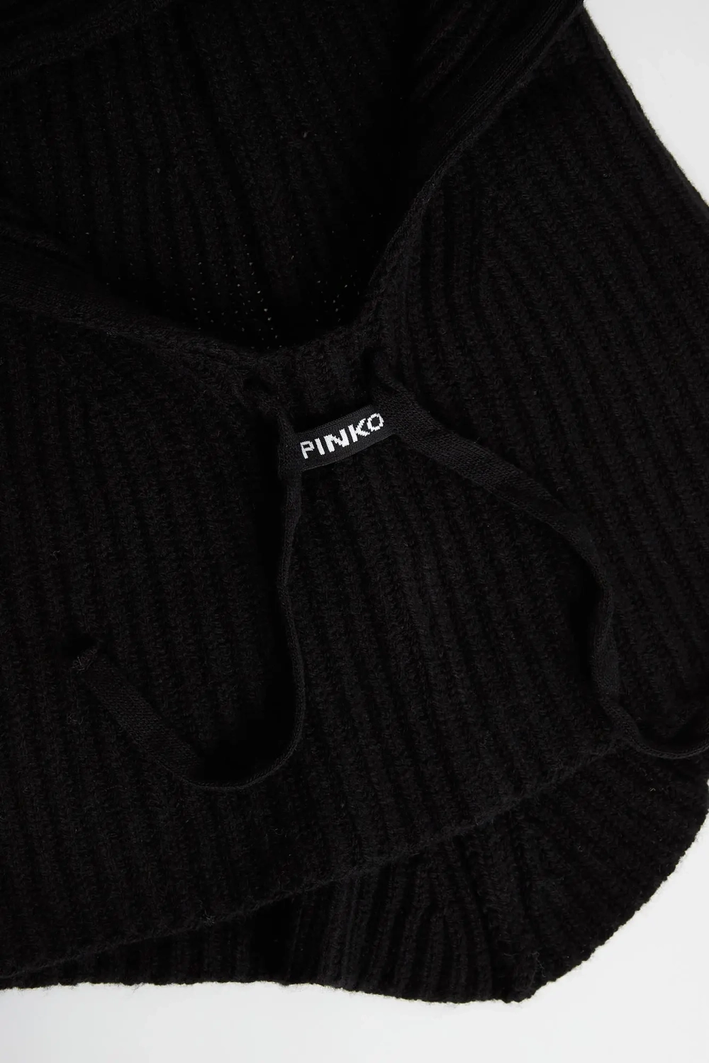 Шапка PINKO