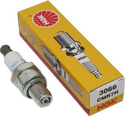 Свеча зажигания NGK CMR 7H (3066) 2Т