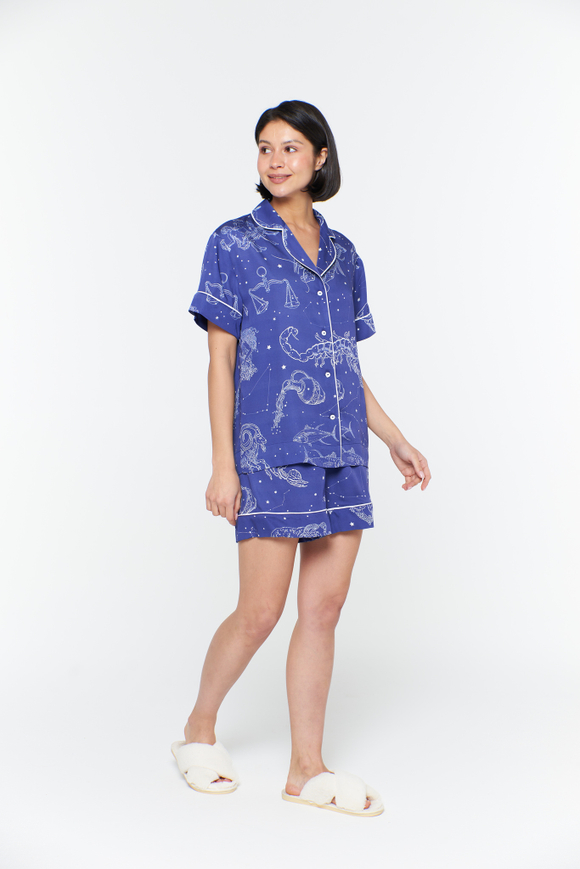 Блуза из вискозного шелка с кантом и зодиаками