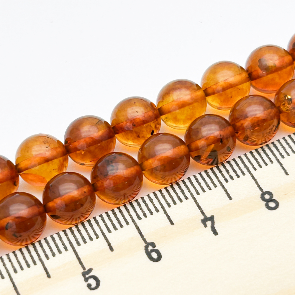 Янтарь бусины, гладкий шар, размер 8 мм, цена за 11 шт (1/4 нити)