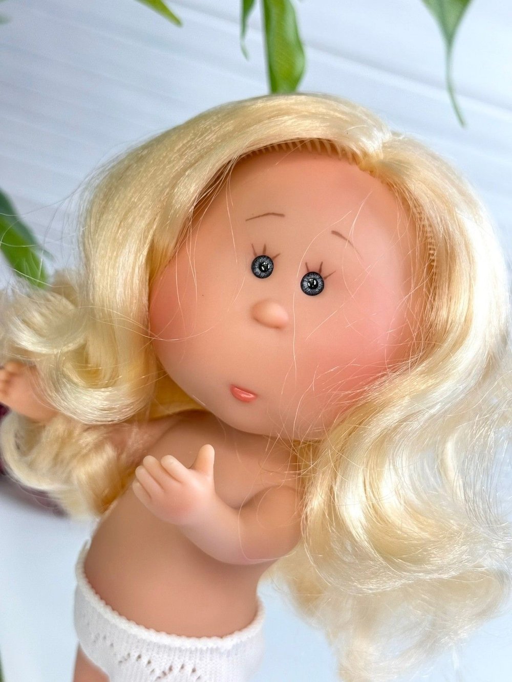 Кукла Nines виниловая 23см Little Mia без одежды (3199W12A2)