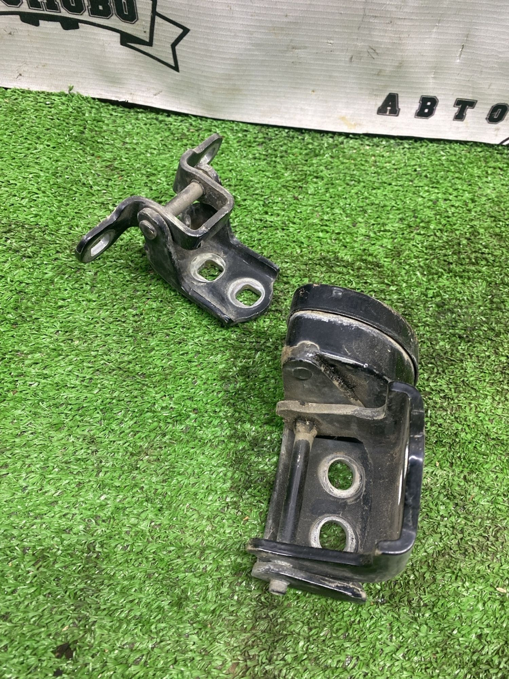 Петли двери задней правой Renault Megane, II (2... с пробегом