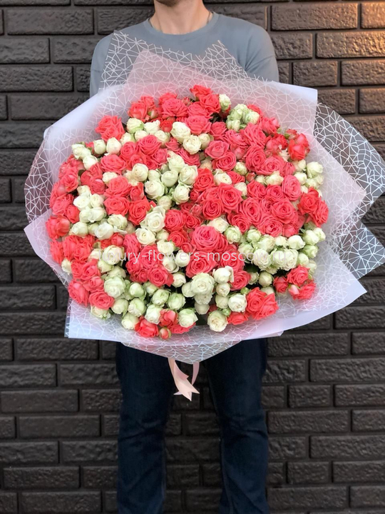 125 кустовых роз микс