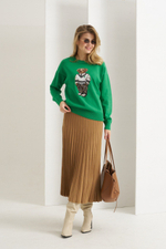 Джемпер с медведем зеленый