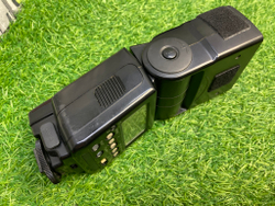 Canon Speedlite 550EX