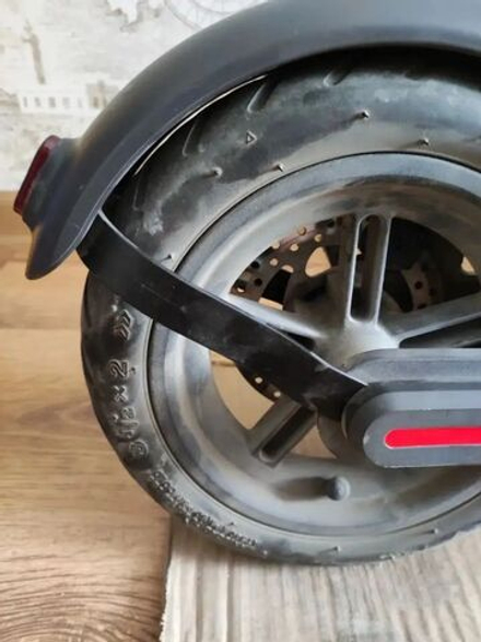 Поддержка крыла для электросамоката Xiaomi