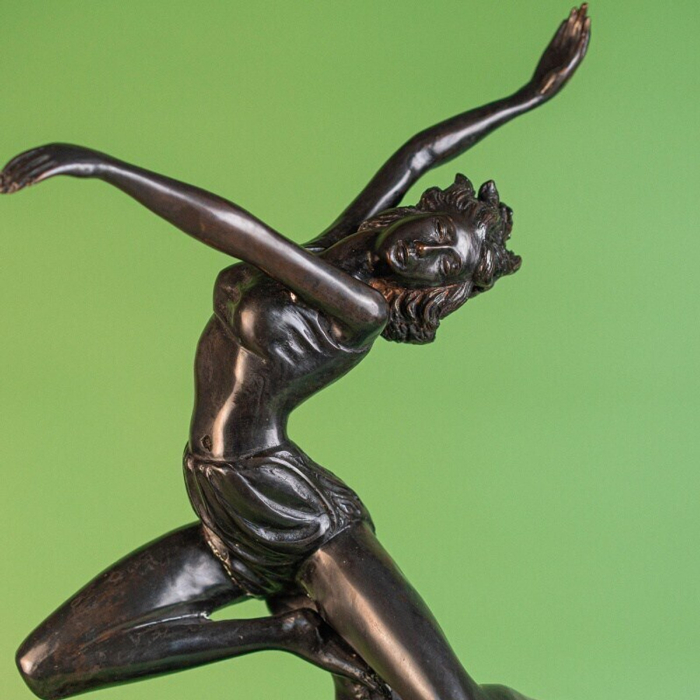 Скульптура в стиле Ар-Деко «Танец огня»