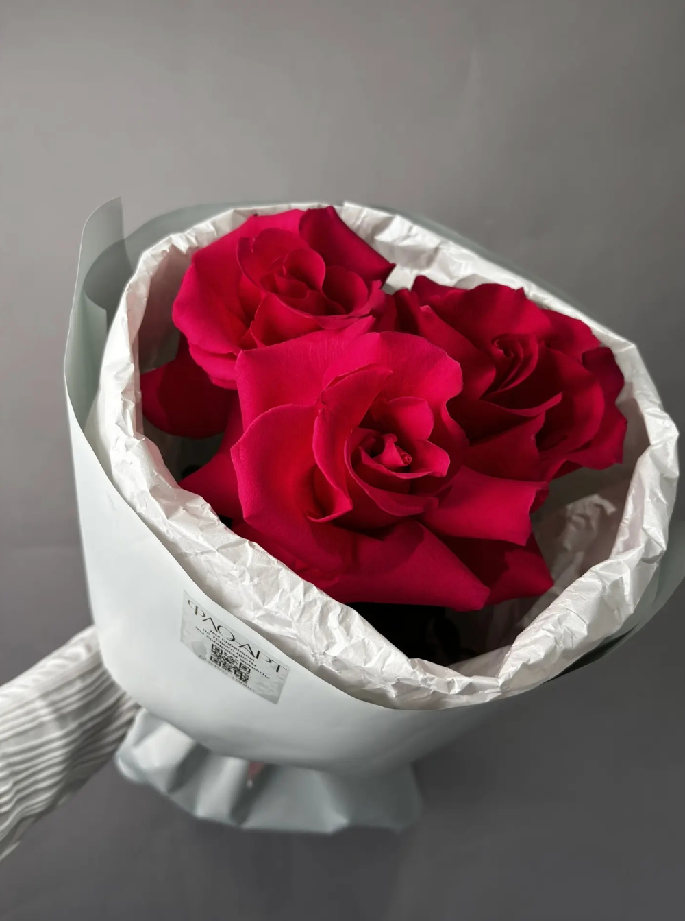 Малиновые французские розы (3шт) 
