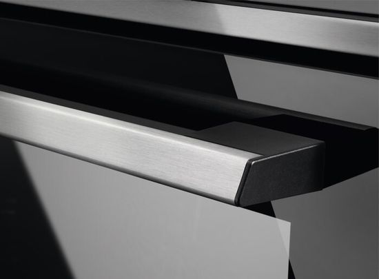 Электрический духовой шкаф Electrolux OEF5C50X