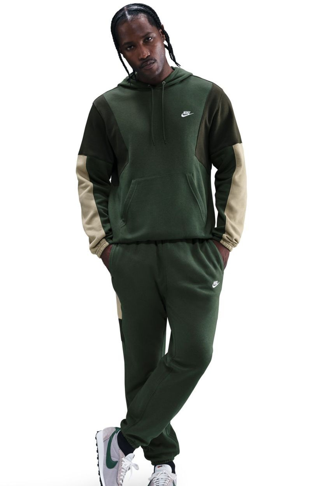 Men's Спортивный костюм Nike Sportswear Club Fleece Hooded - fir/parachute beige/sequoia/white