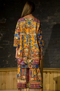 Комплект (туника и брюки кюлоты), по мотивам серии гобеленов известного мастера гротеска Жана Берена