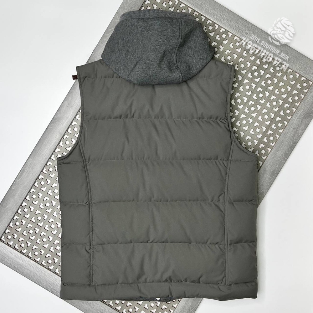 Пуховый жилет Brunello Cucinelli