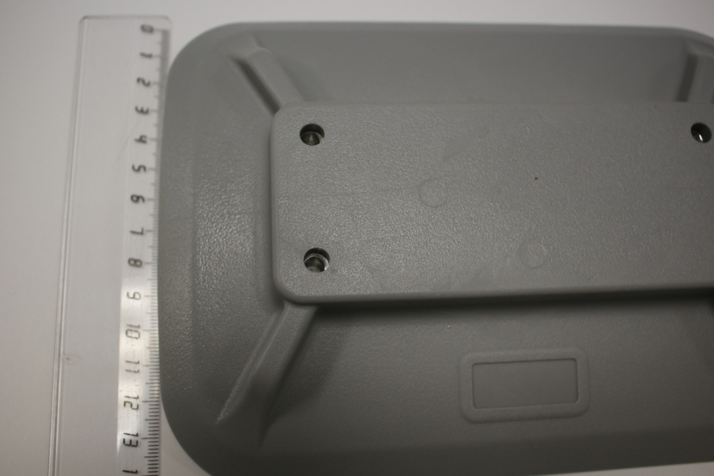 Площадка с крепежом на балон ПВХ лодки (серая) MT302