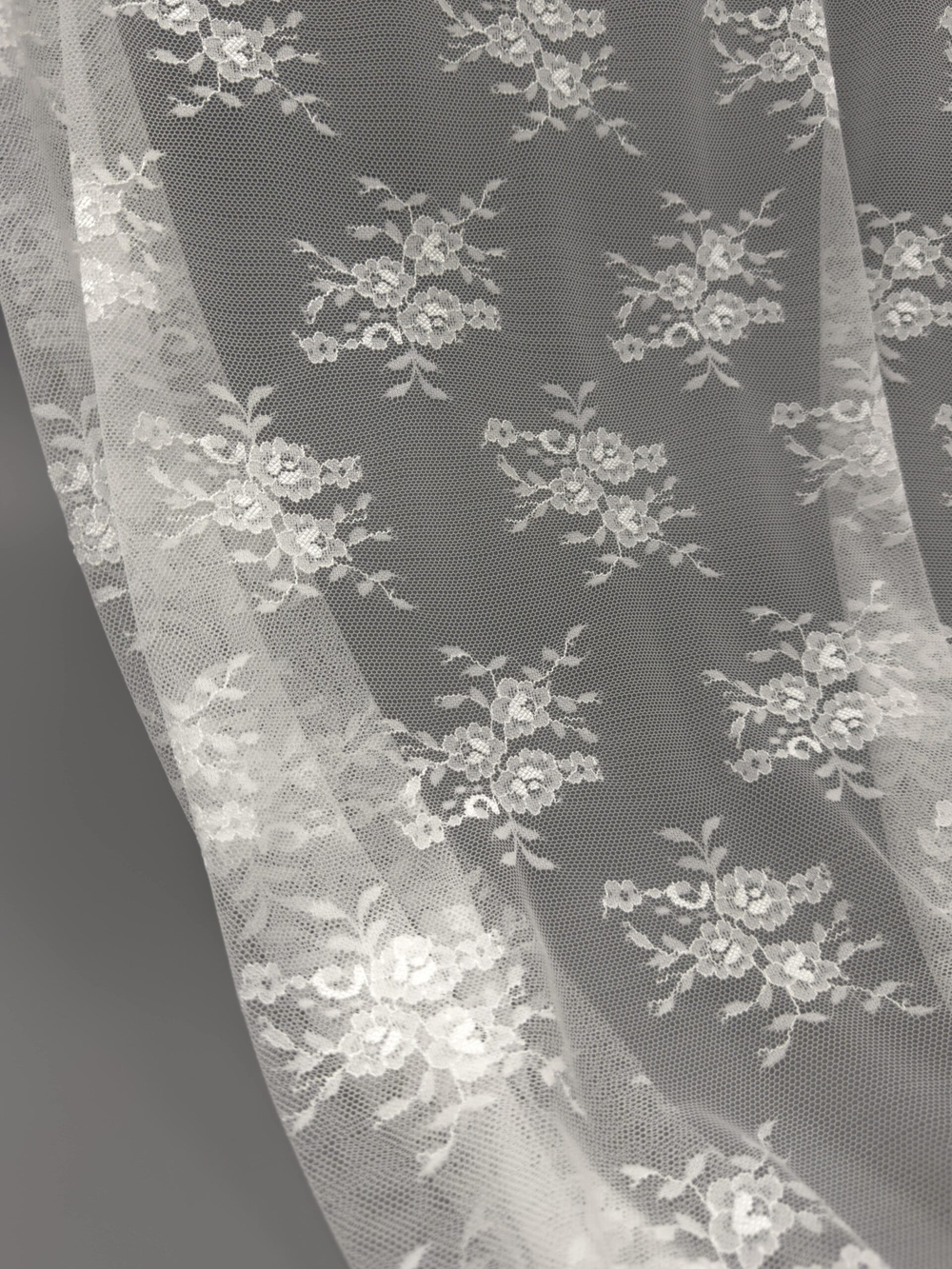 Гипюр эластичный теплый белый ширина 150 см мягкий