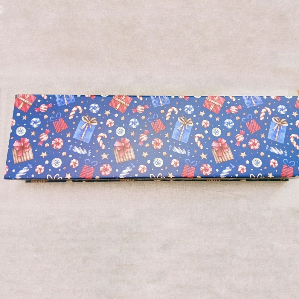 Набор фарфоровых ёлочных игрушек Дед Мороз с оленями