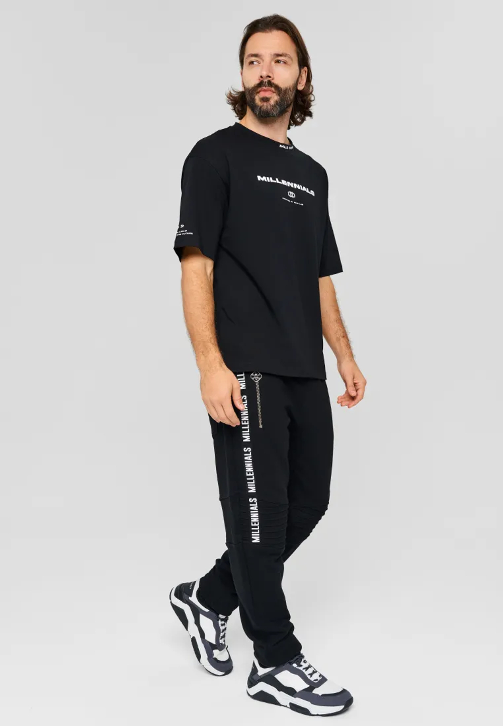 Футболка MILLENNIALS BLACK