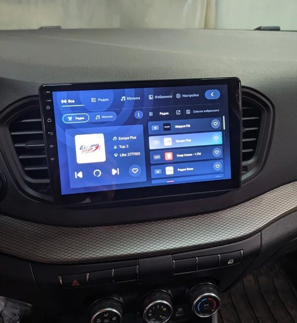 Магнитола для Lada Vesta NG 2023+ (штатный экран) - Teyes CC3L монитор 10" на Android 10, 8-ядер, CarPlay, 4G SIM-слот