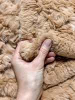 Вязаный плед из натурального меха рекс 240*220 см (бежевый однотонный)