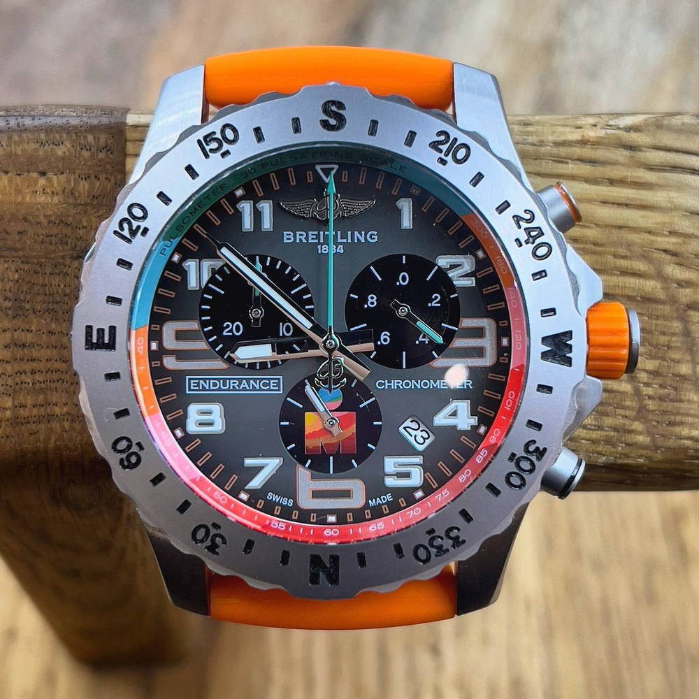 Часы Breitling