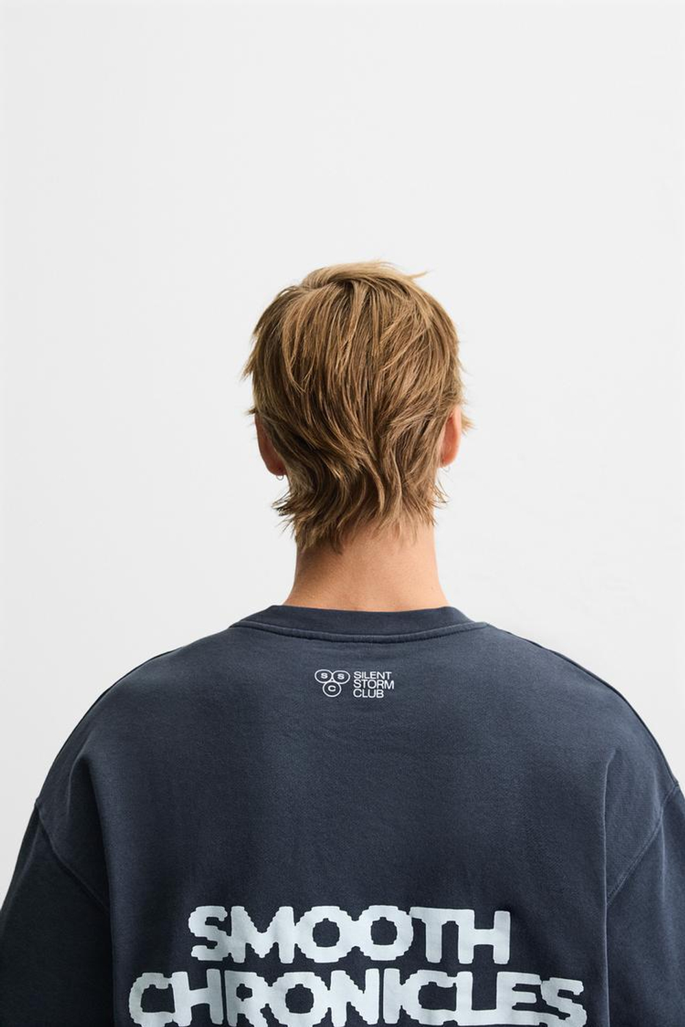 ZARA ТОЛСТОВКА С ГРАФИЧЕСКИМИ ПРИНТАМИ, СИНИЙ