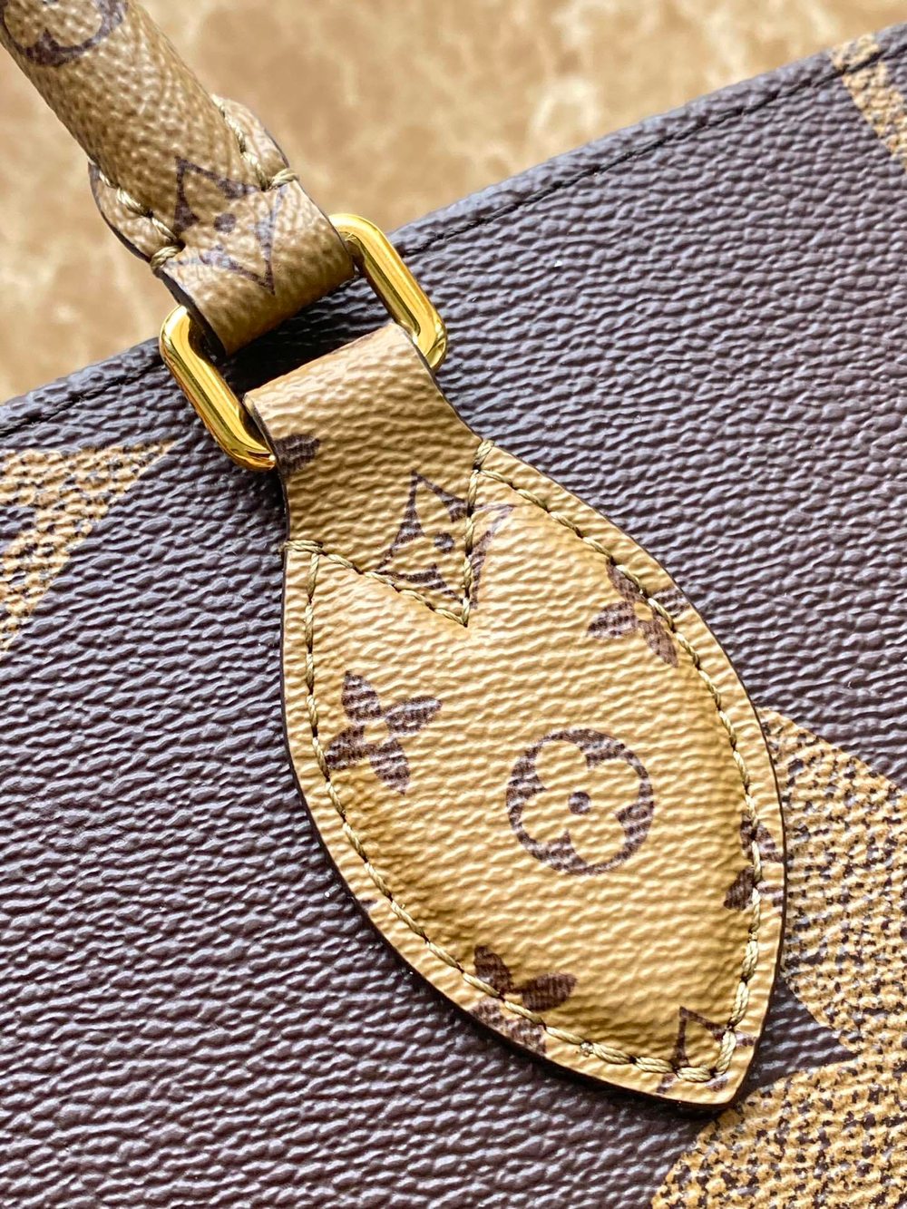 Louis Vuitton Onthego Voyage
