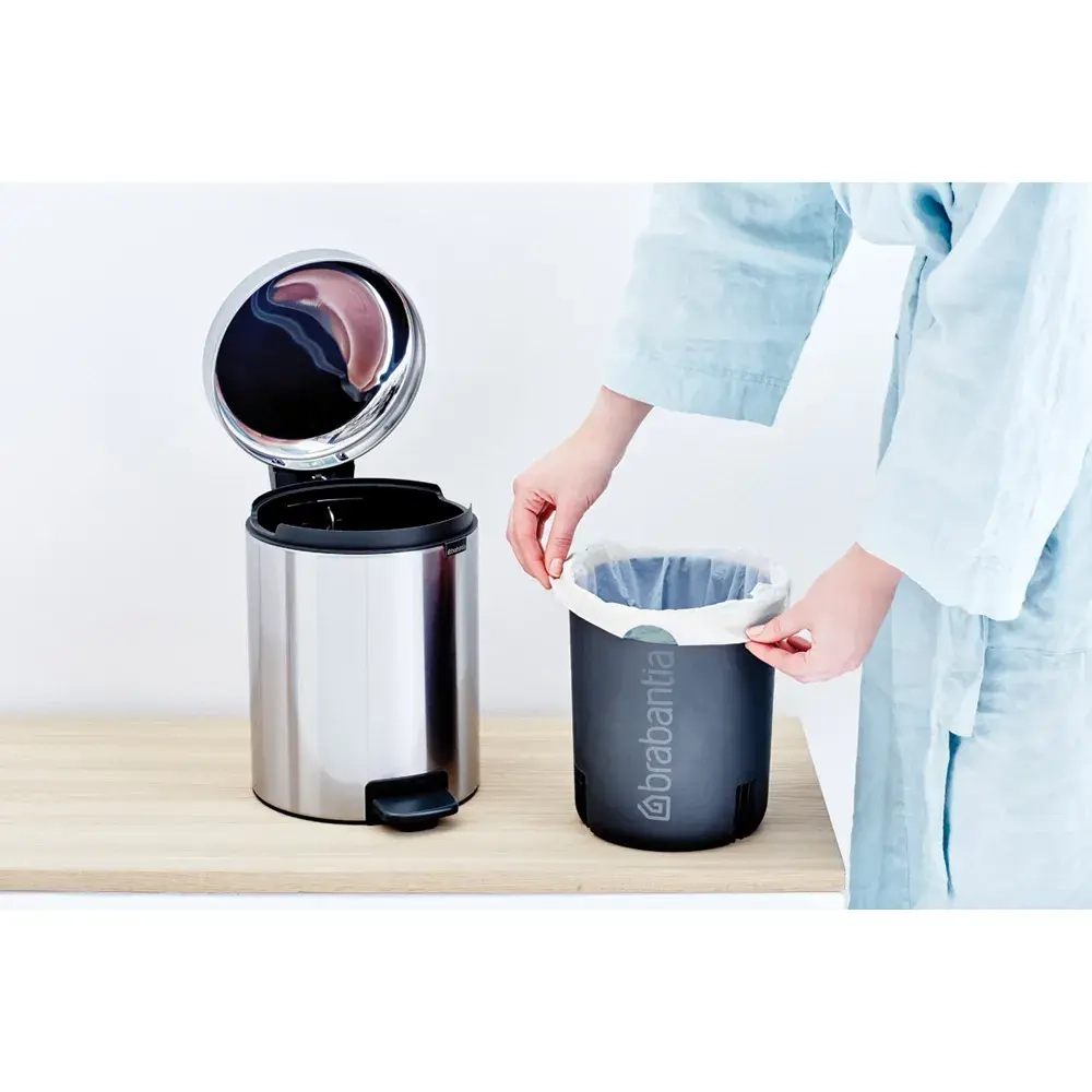 Brabantia Контейнер для мусора NewIcon 5л, матовая сталь
